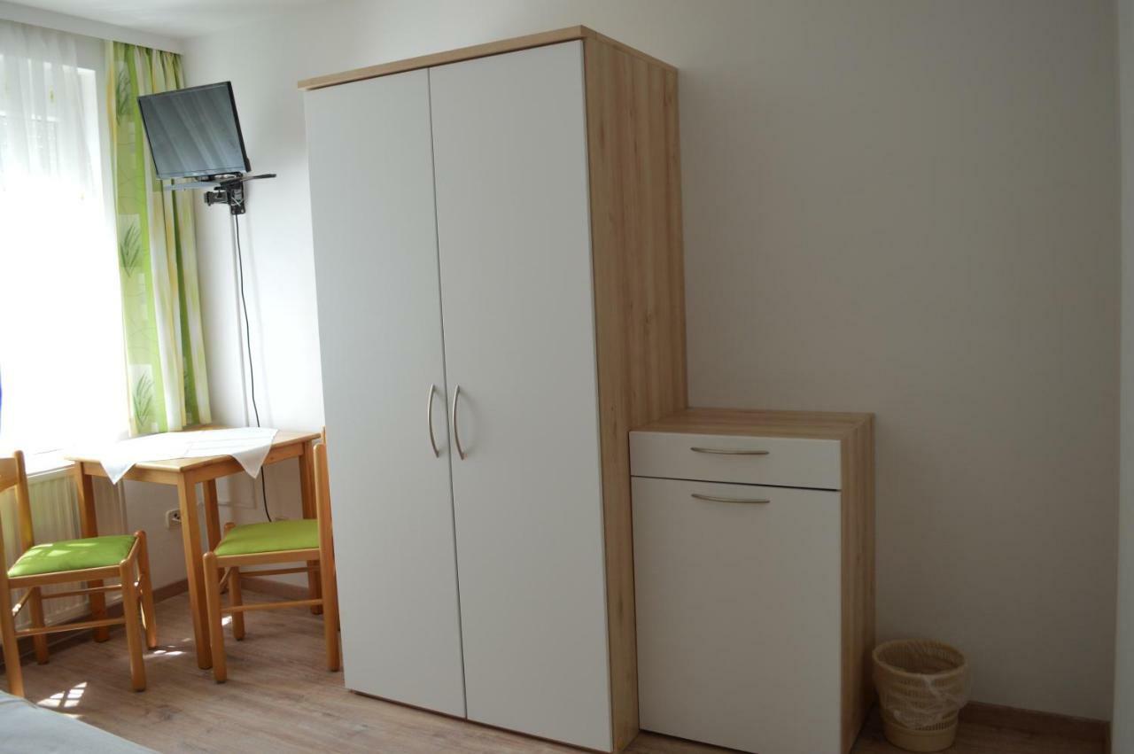 Fruehstueckspension Sterr Strebersdorf Dış mekan fotoğraf